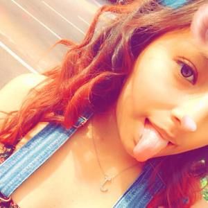 Meet your Posher, Mia